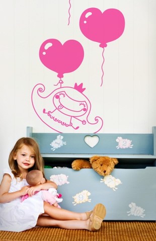 Vinilo Infantil Princesa con Globos de Corazones 